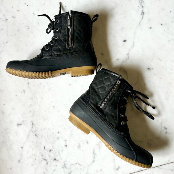 Tommy Hilfiger Duck Snow Boots 6M - Picture 2 of 7
